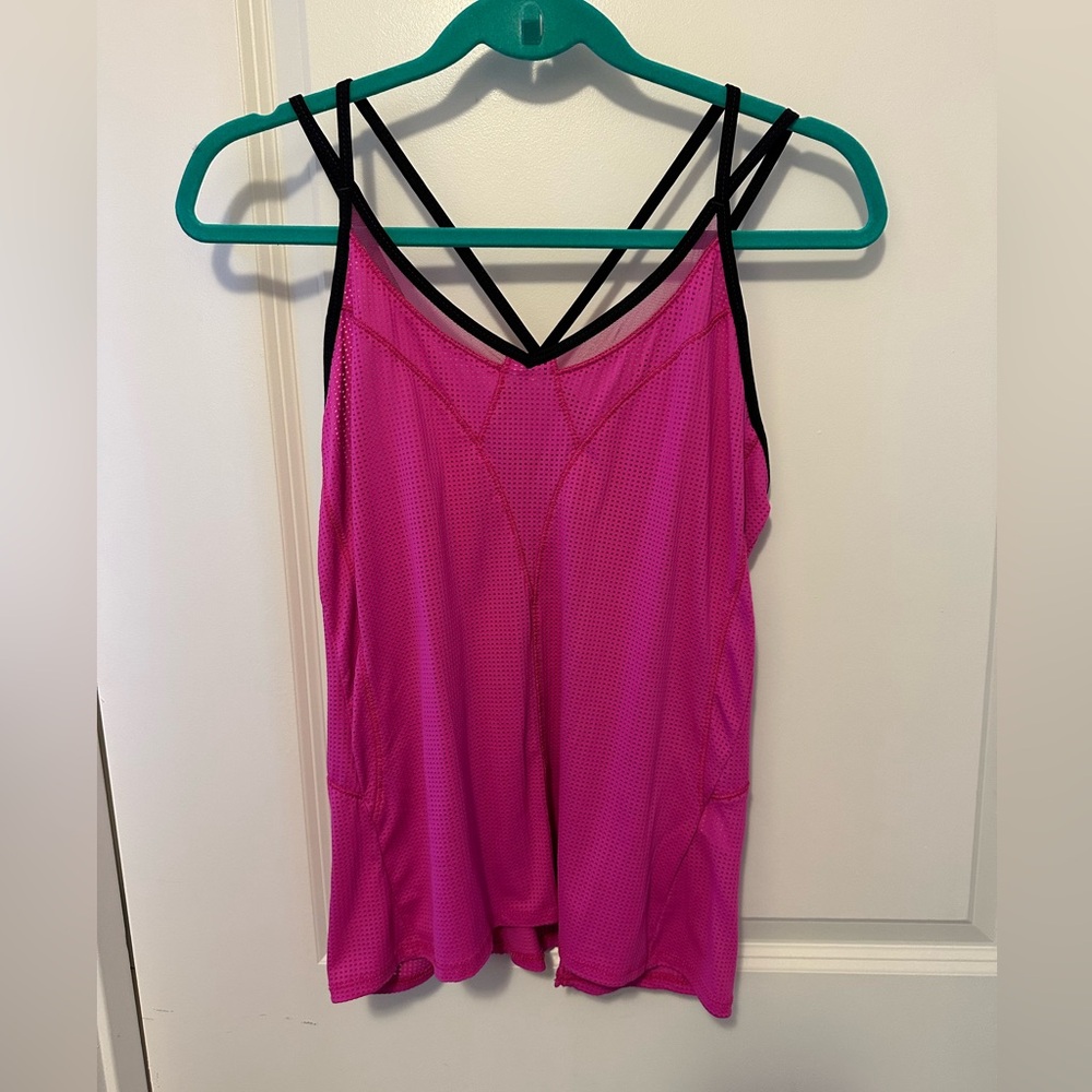 Lucky in Love pink Strappy tank. Large. EUC